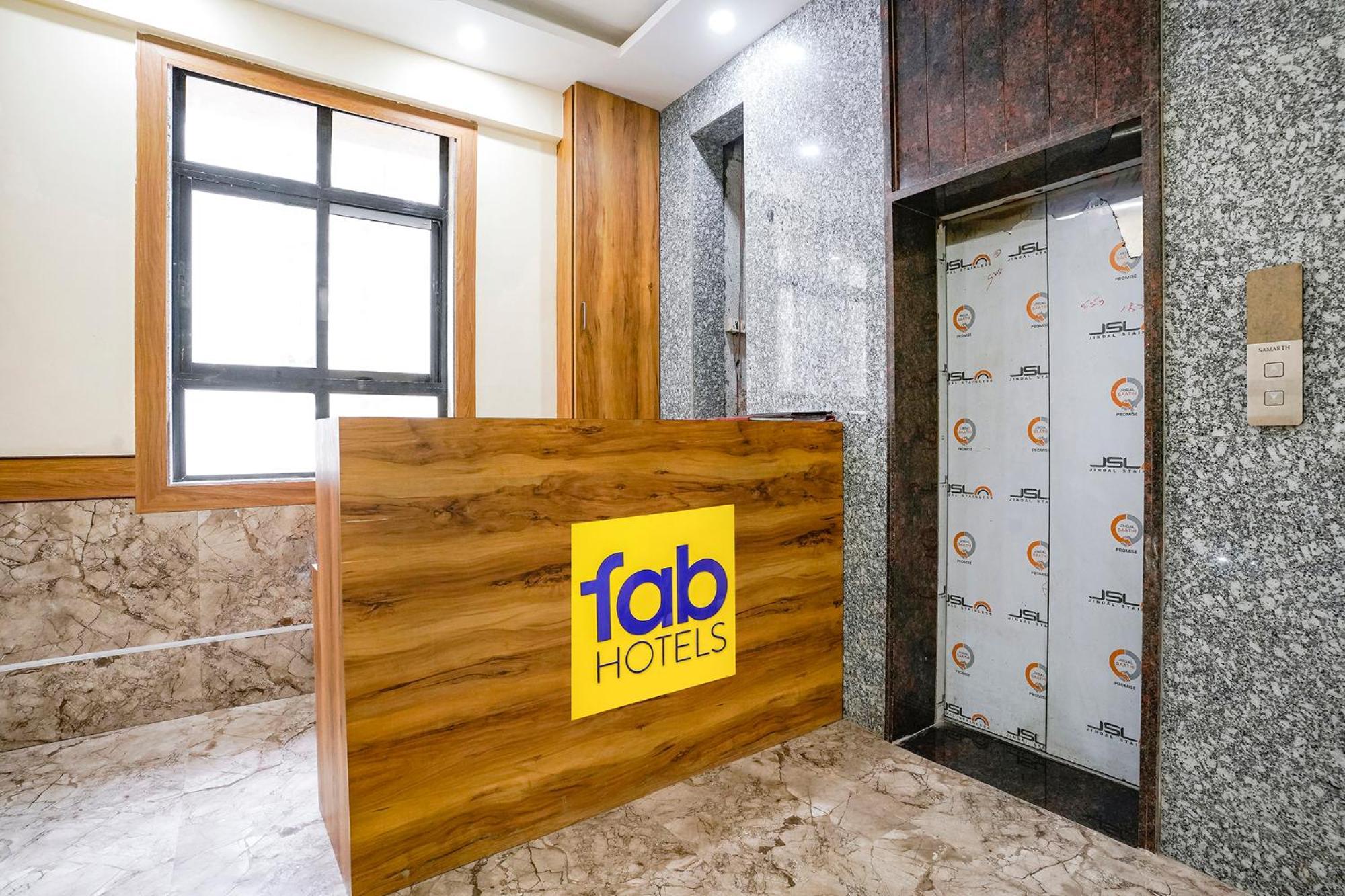 Fabhotel 7 Square - Nr Bkc Mumbai Exterior photo
